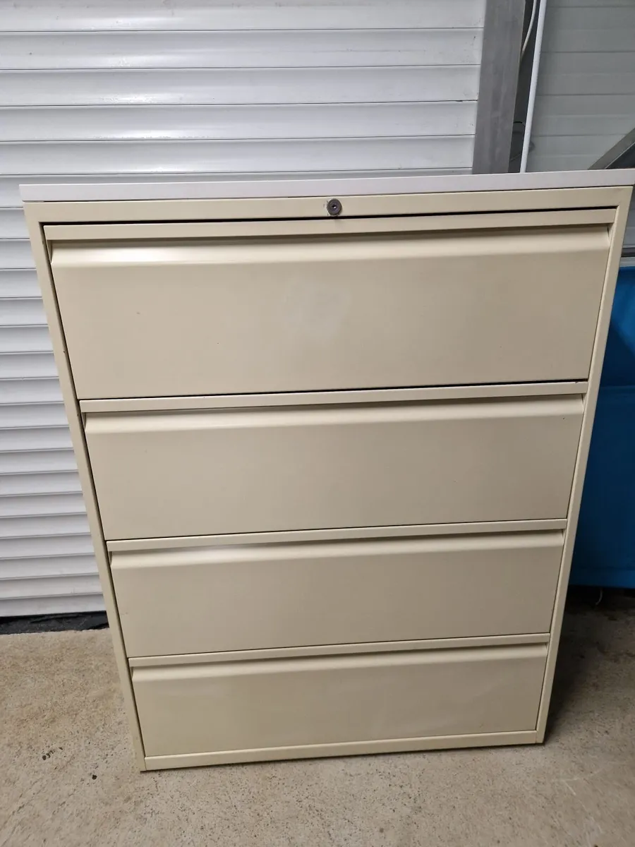 Storage Press Lockable Steel - Image 1
