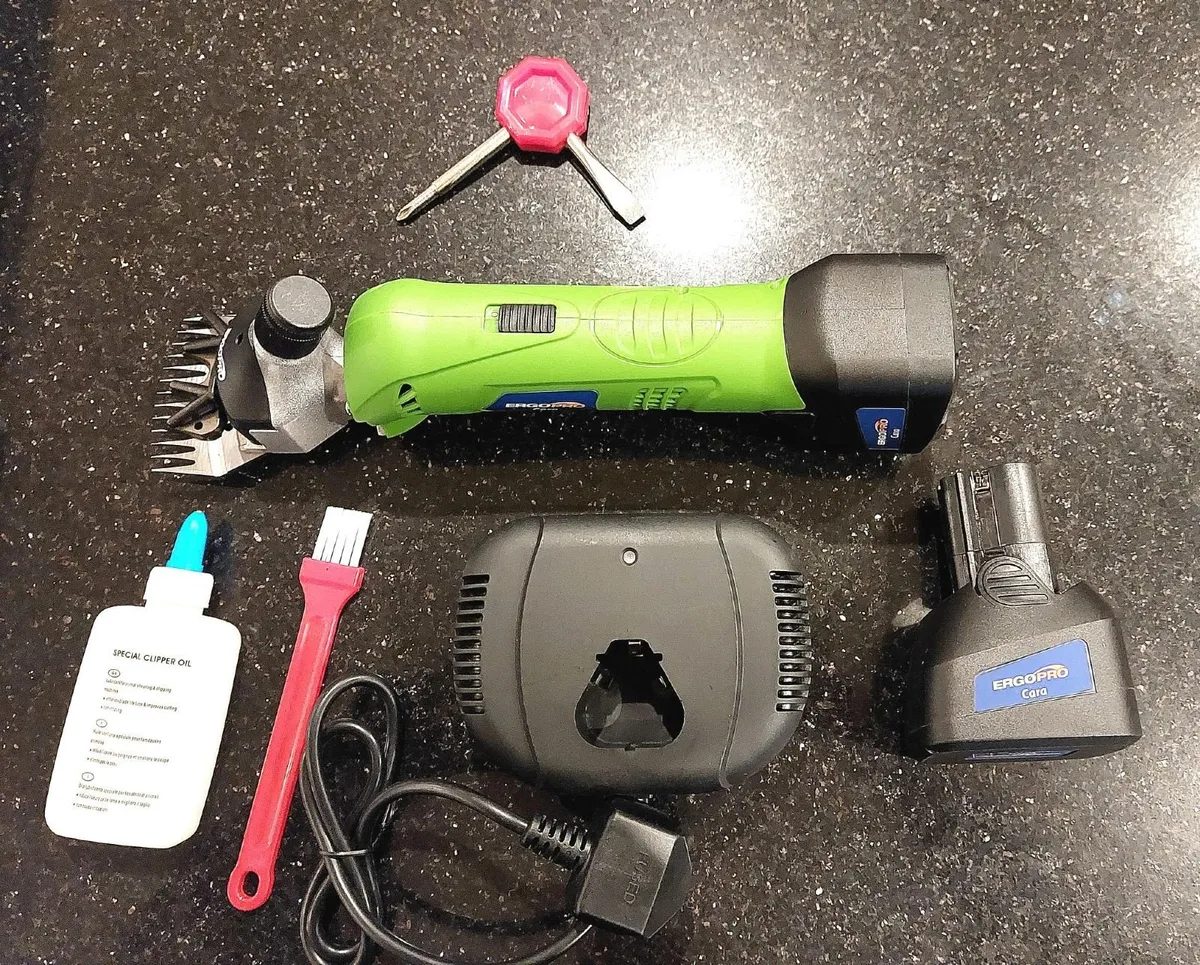 ErgoPro Cara (Battery) Sheep & Cattle Clipper - Image 4