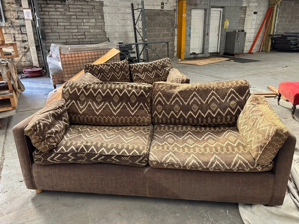 Sofa couch - Image 3