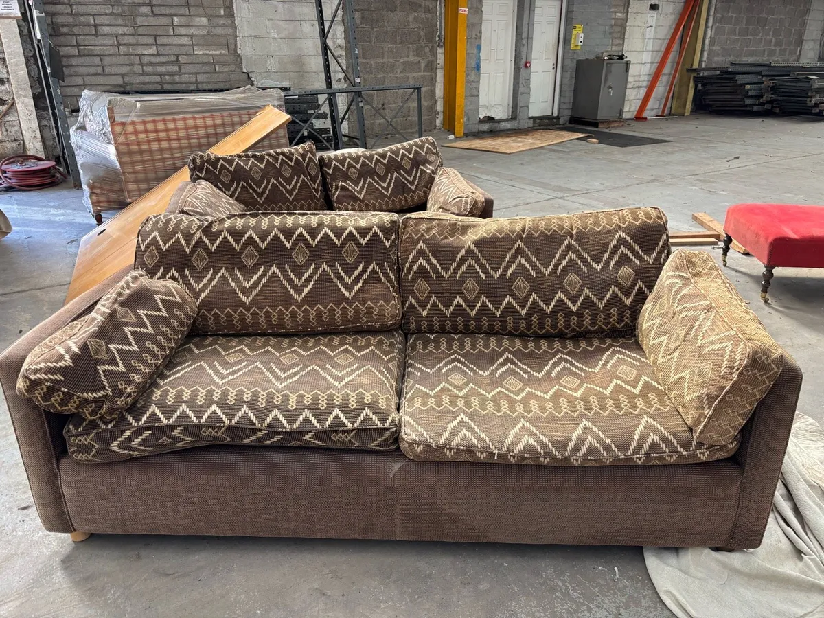 Sofa couch - Image 4