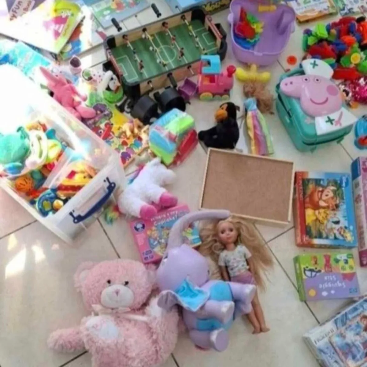 Huge toy bundle - Image 1