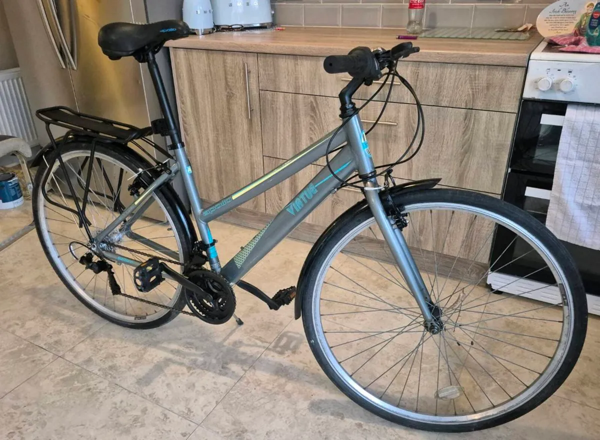 APOLLO VIRTUE HYBRID BIKE 20 INCH FRAME LIGHTWEIGH - Image 1