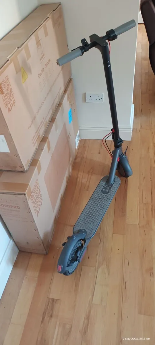 AOVOPRO ES80 Electric Scooter – Excellent Conditio - Image 3
