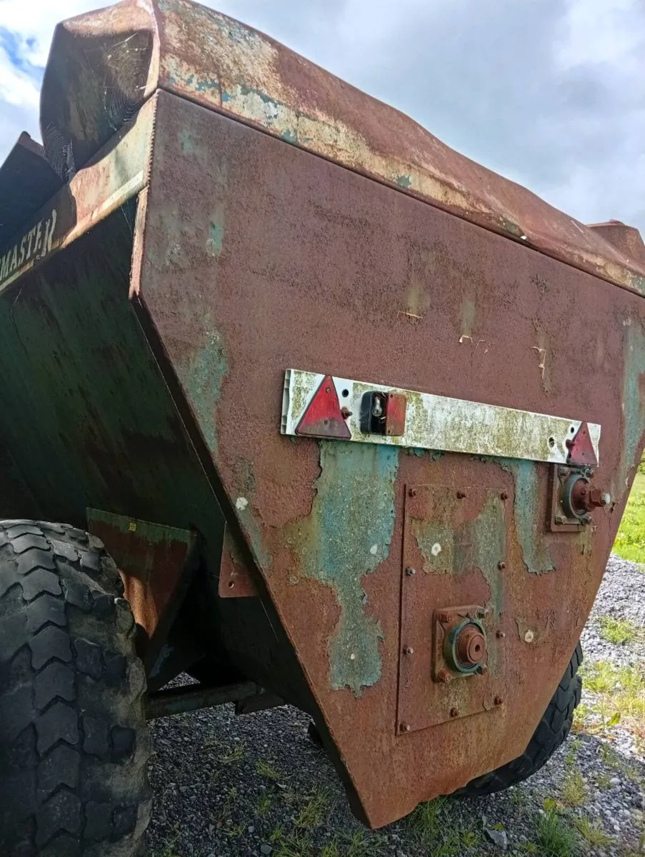 Manure spreader - Image 3