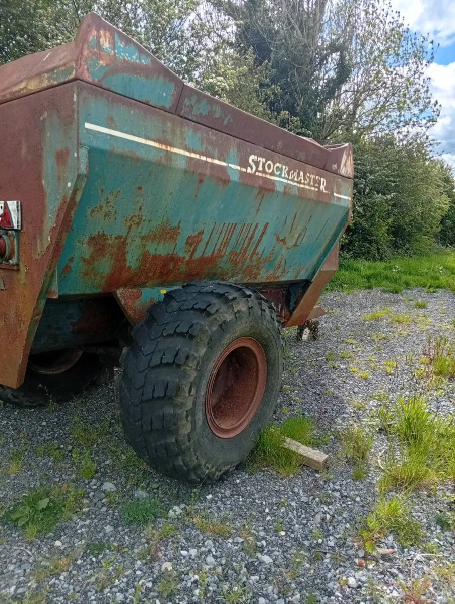 Manure spreader - Image 2