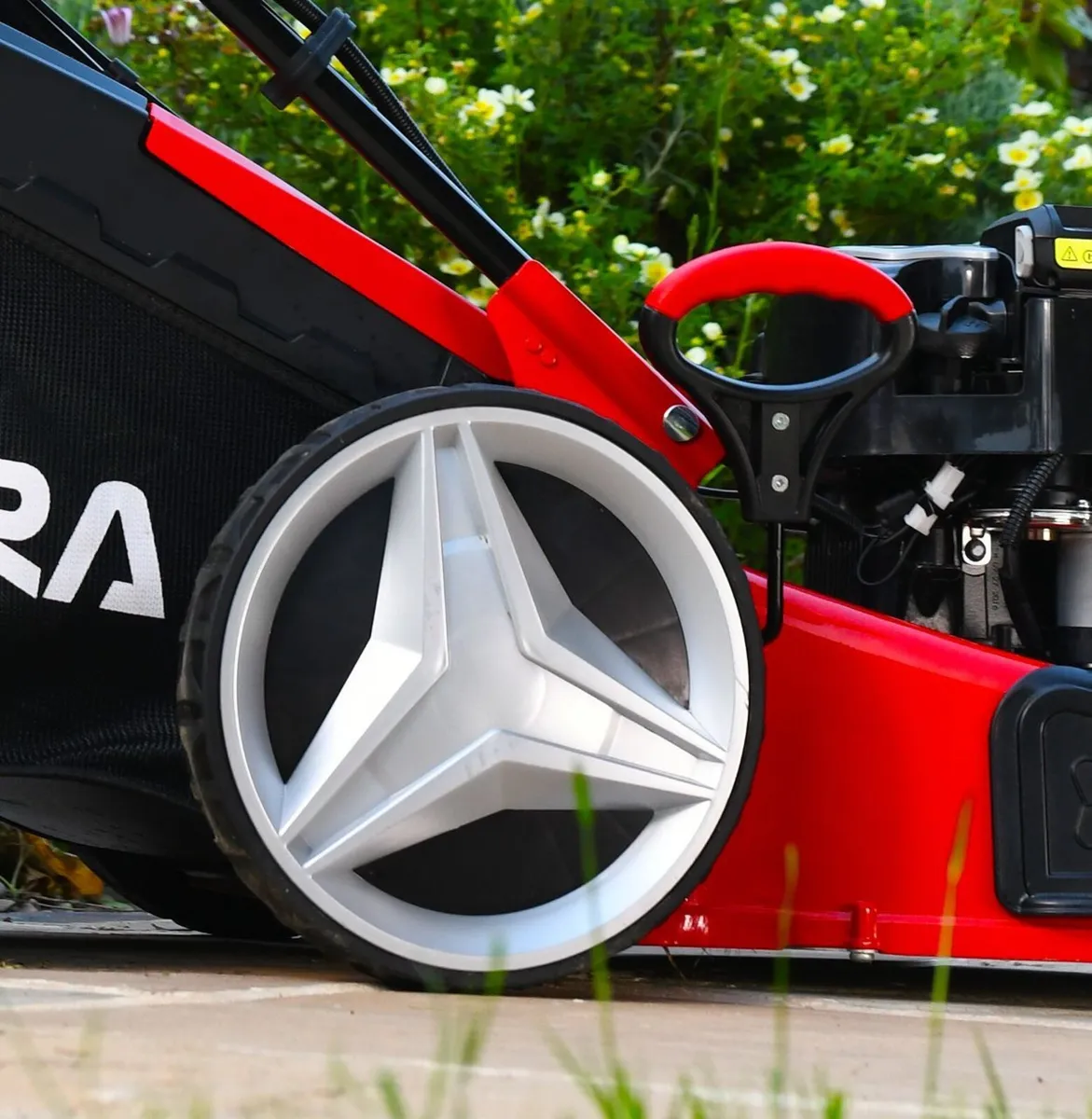 20" Aluminium Deck & B&S Push Button Start - Image 4
