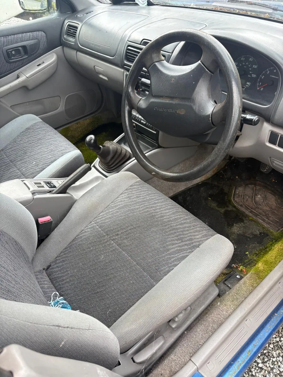 00 subura Impreza estate - Image 1