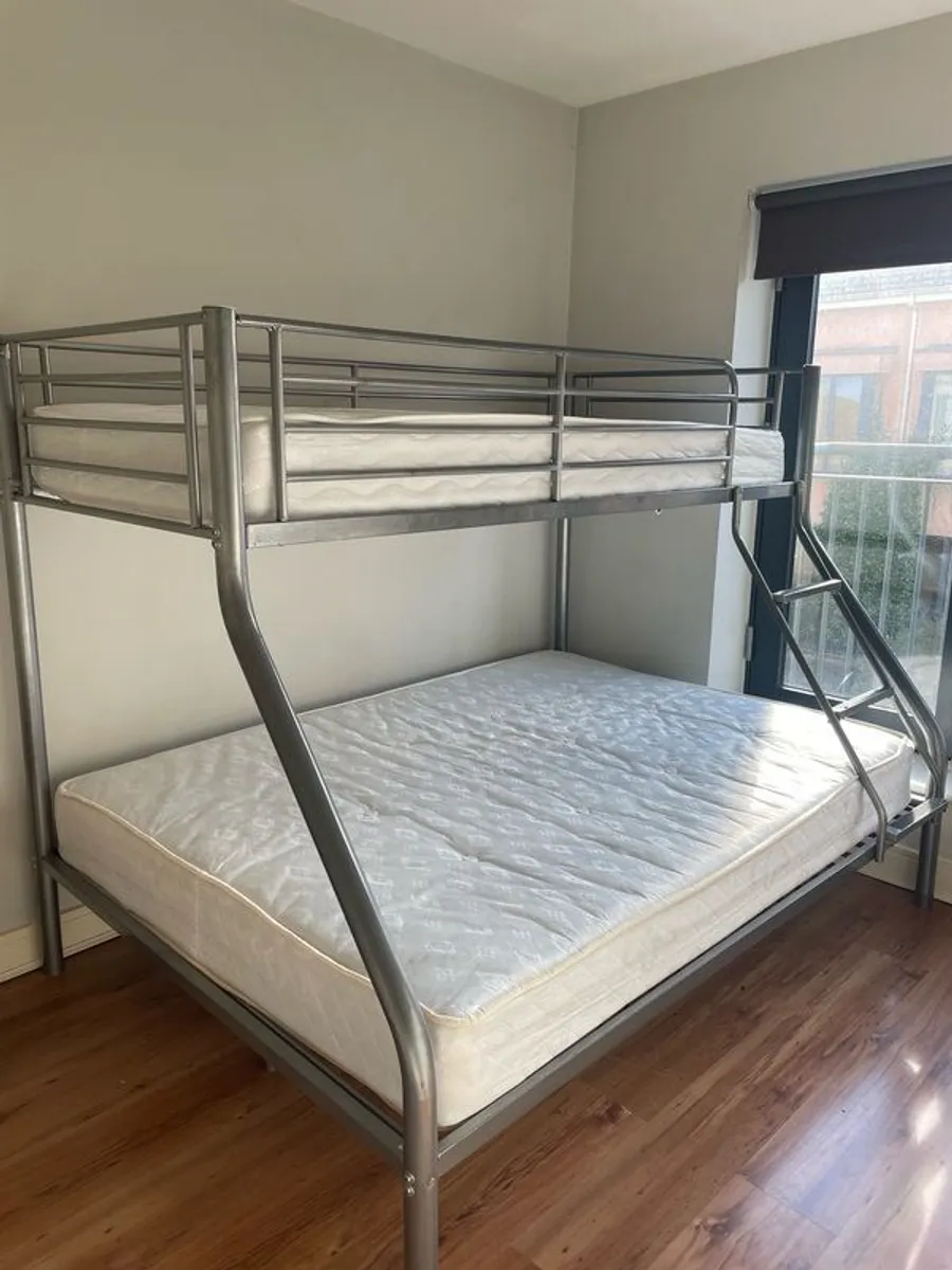 Bung bed - Image 1
