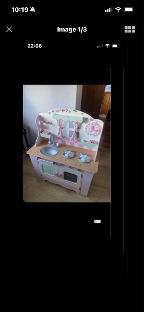 Child’s Kitchen Unit - Image 1