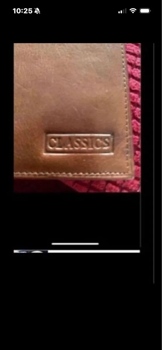Quality Leather Travel Wallet - Image 3