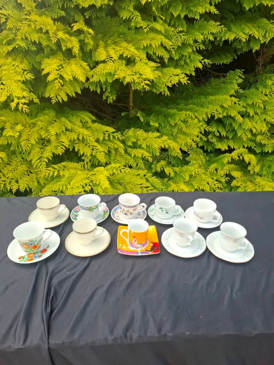 10 china espresso cups and saucers postage possibl - Image 1