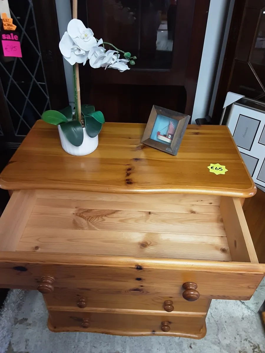 CHEST OF DRAWERS - Image 2