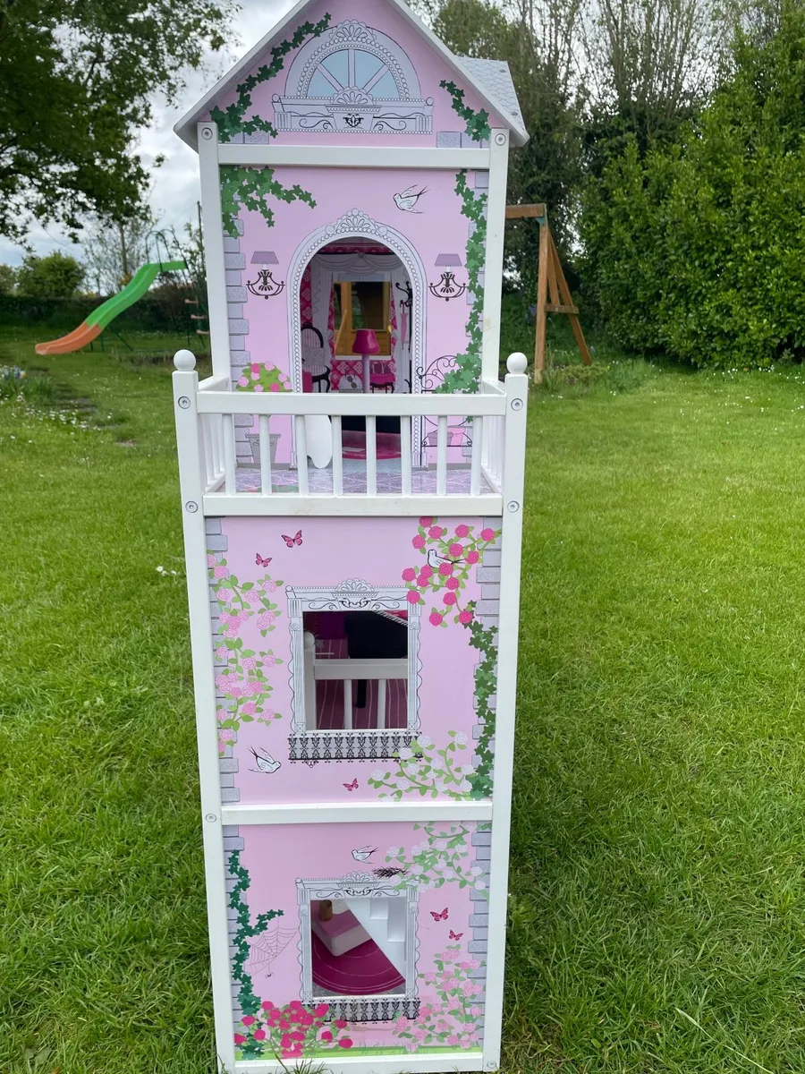 Dolls house - Image 3