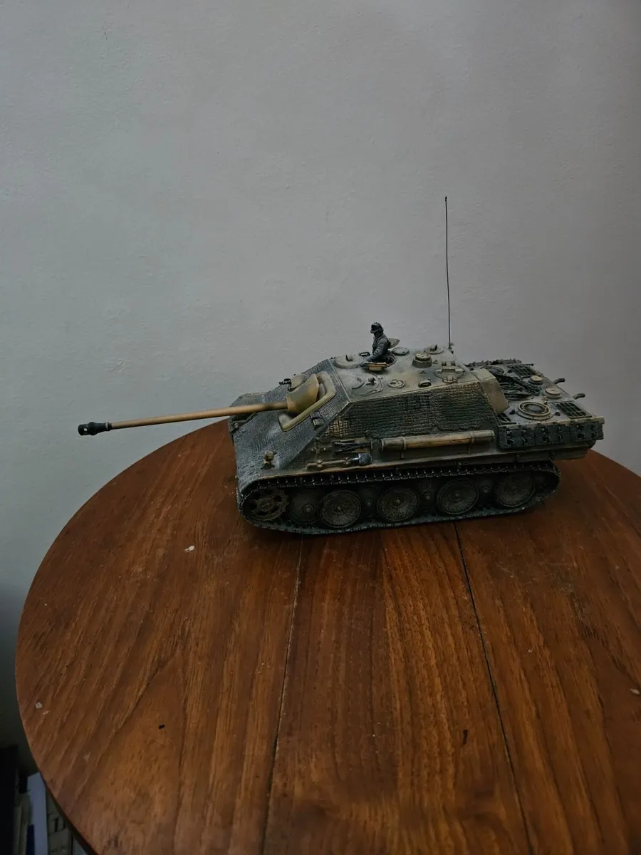 Corgi Forces of Valor German WW2 Jadgpanther - Image 3