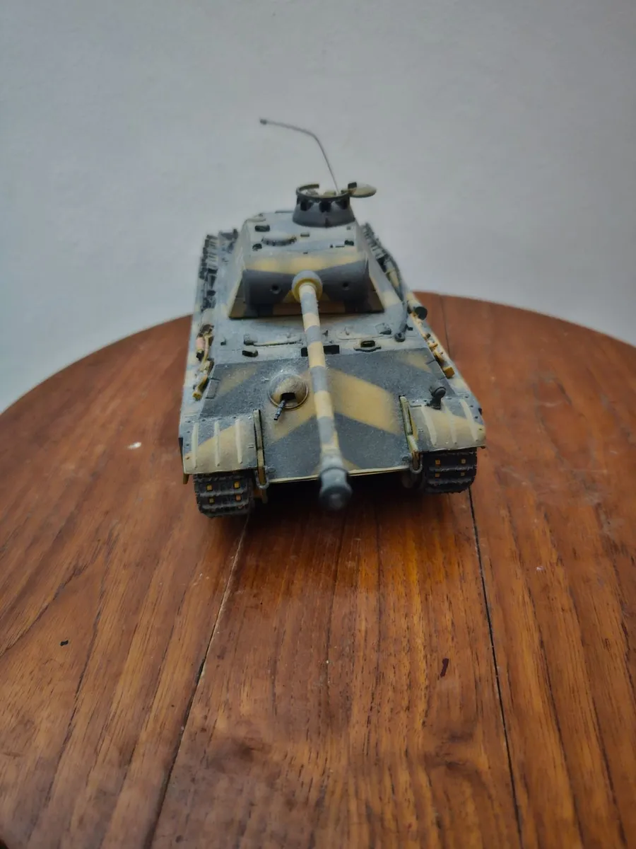 Corgi Forces of Valor German WW2 Panther Tank - Image 1