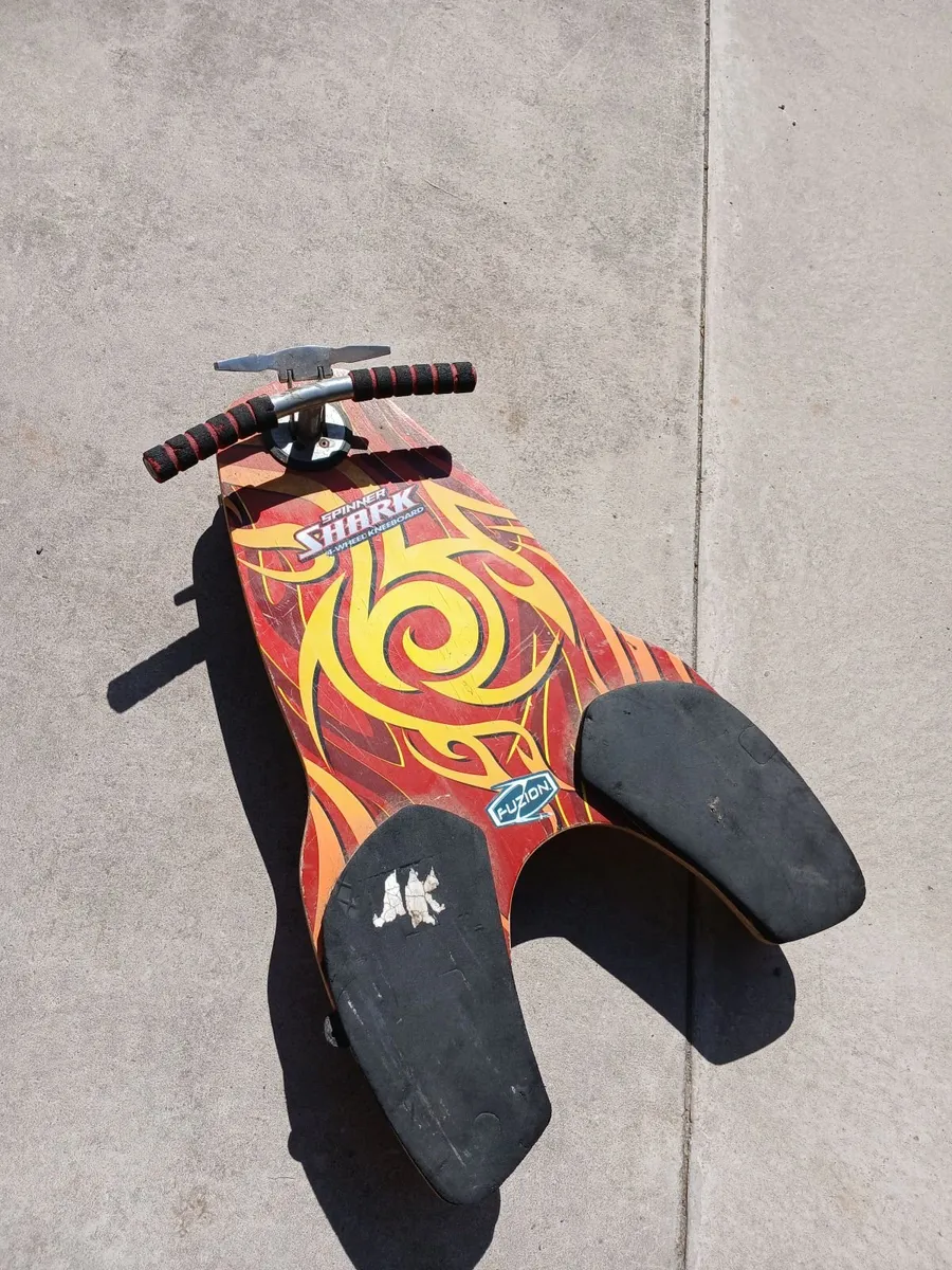 Spinner shark board - Image 1