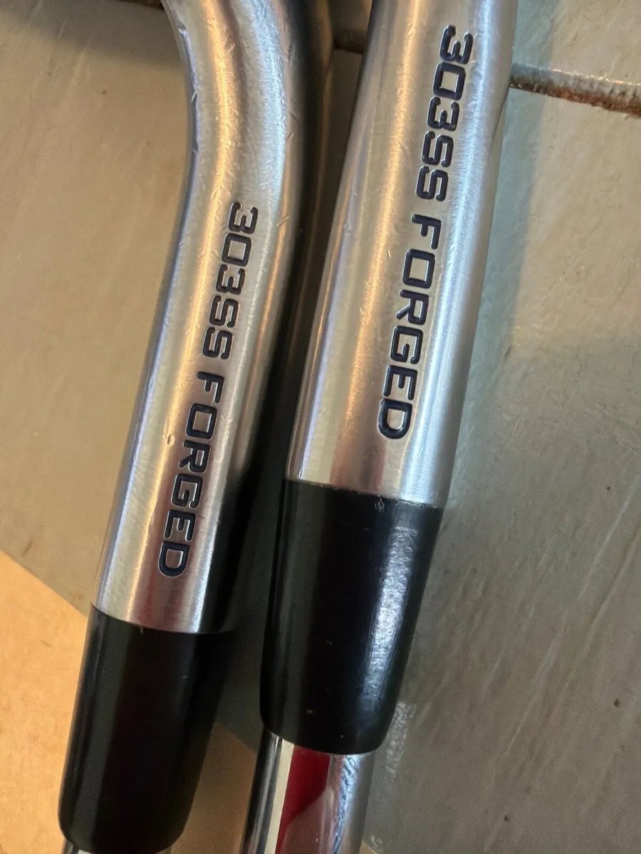 Bettinardi high-helix cut, 303SS forged, €95 each. - Image 2