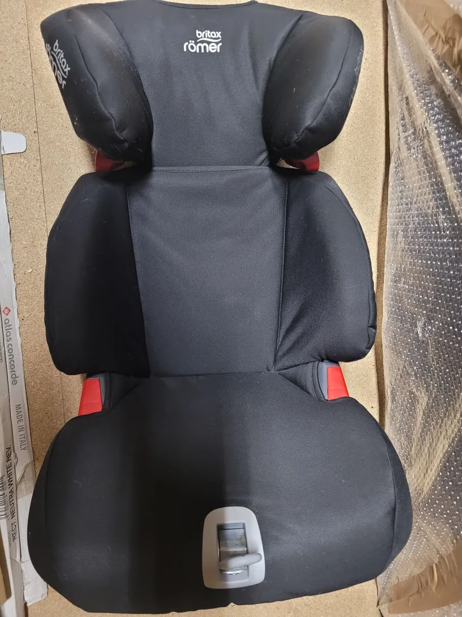 Childs high back booster seat - Image 1