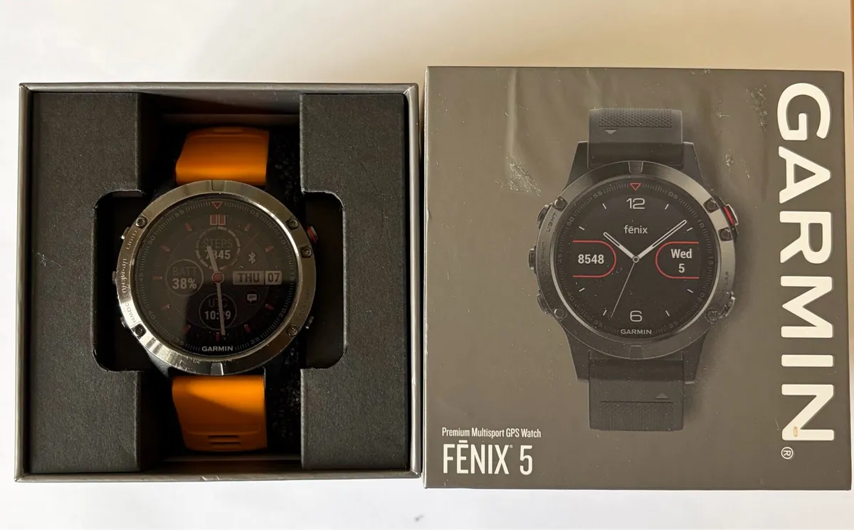 Garmin Fenix 5 - Image 1