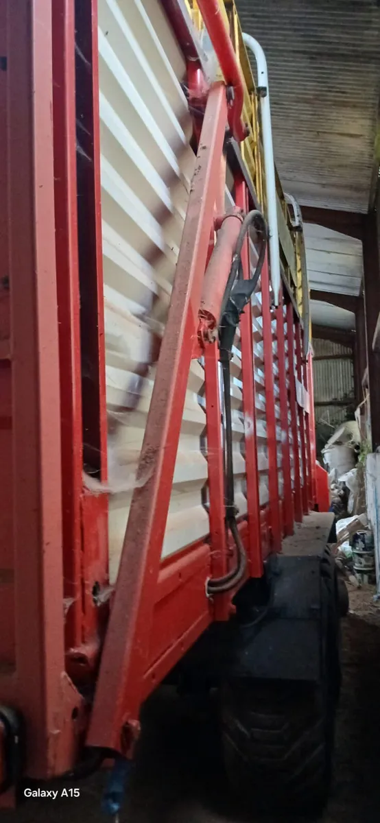 Silage wagon - Image 3