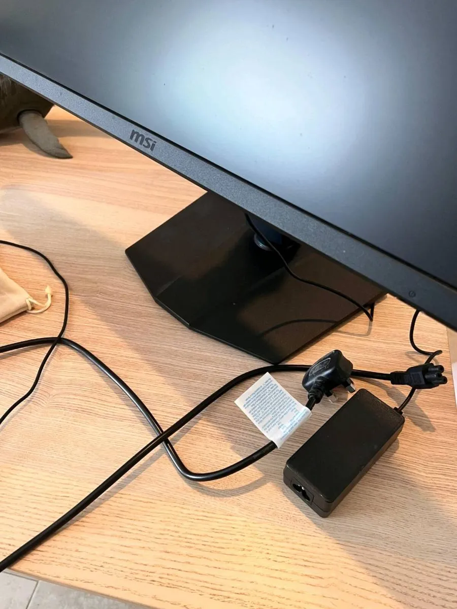 MSI Gaming Monitor 27' - Image 3