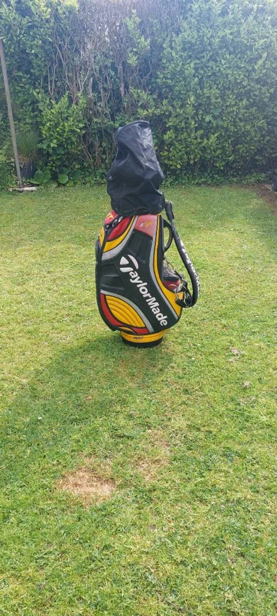 R7 Tour bag - Image 1