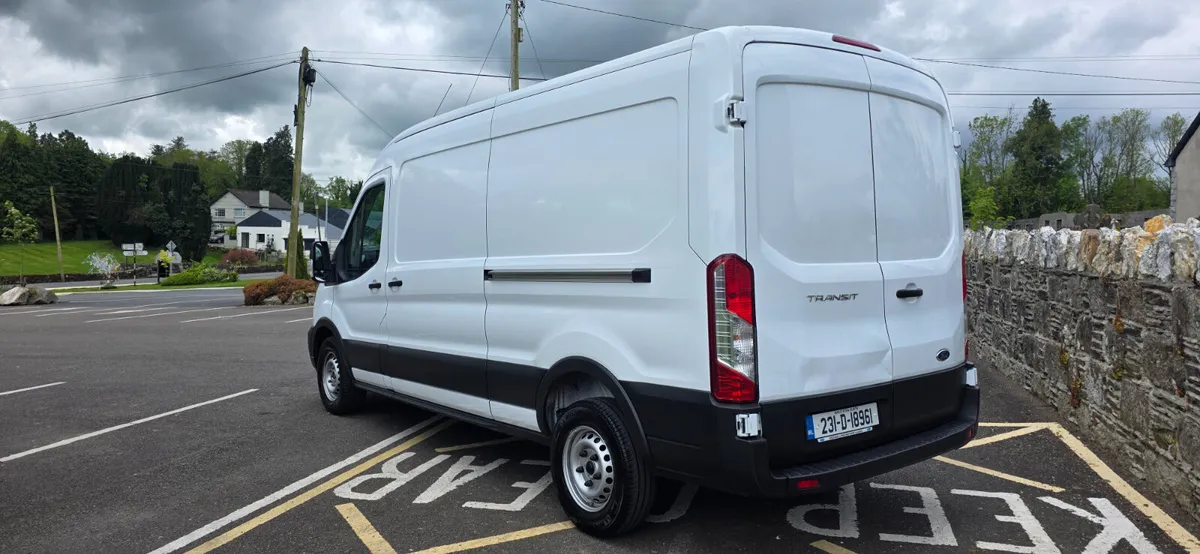 Ford Transit 2023 - Image 3