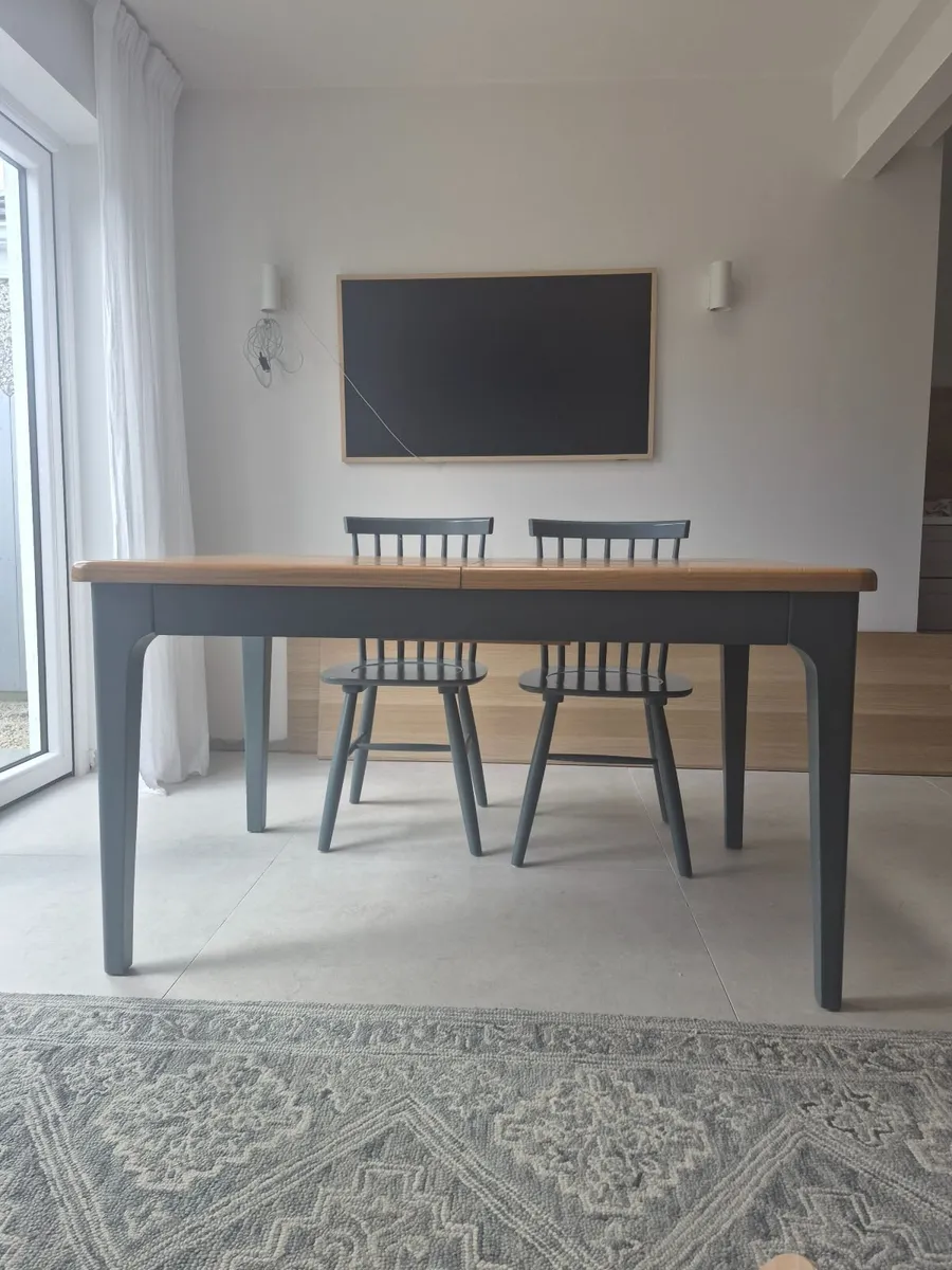 Dining table and 2 chairs - Image 1