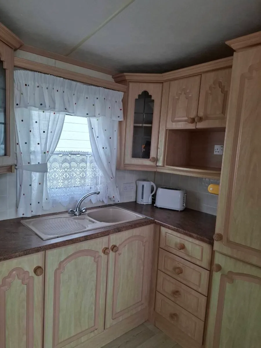 36 x 12 Lyndhurst Mobile Home - Image 4