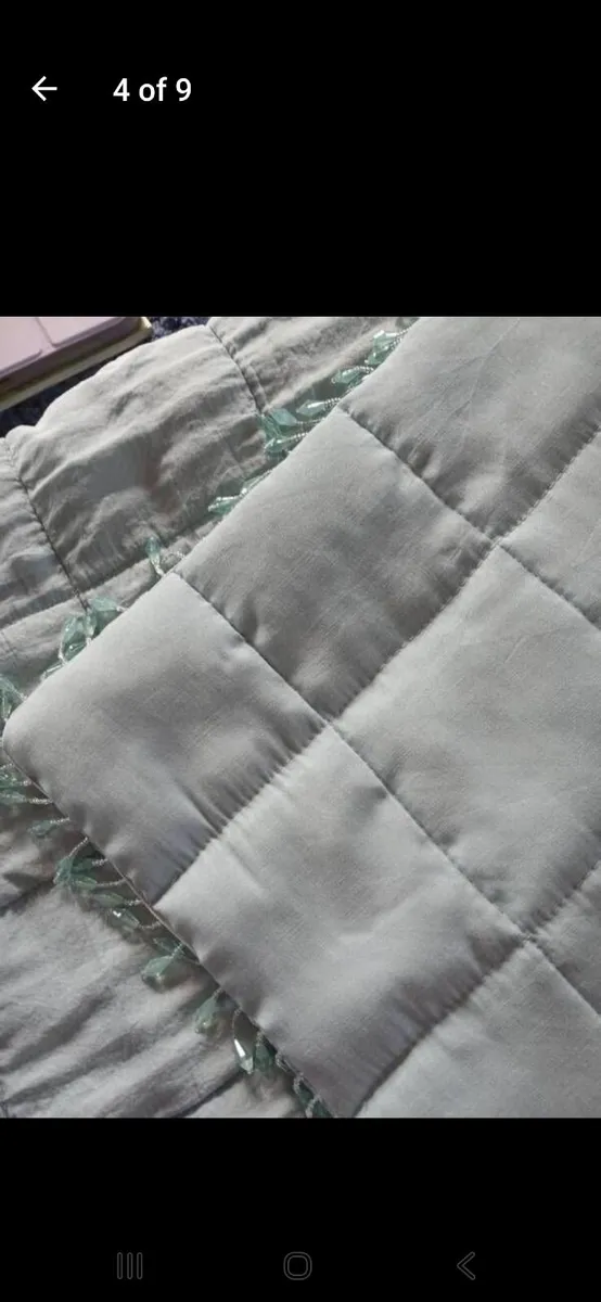 Laura Ashley Mia bed throw - Image 4