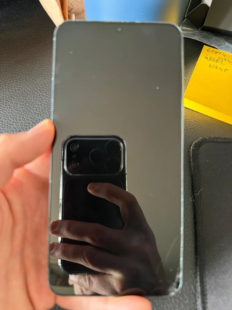Samsung S22 plus - Image 1