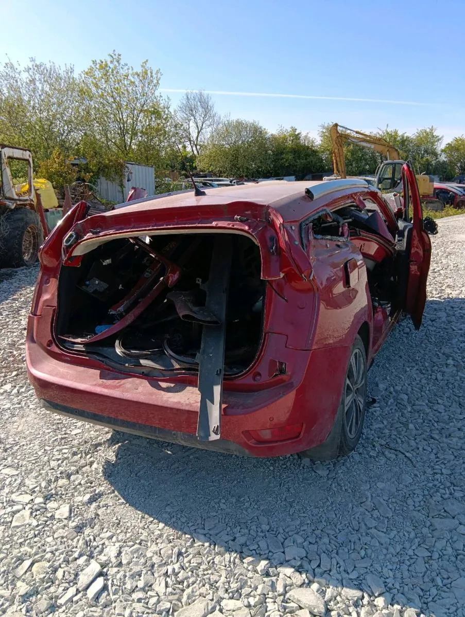 Breaking Citroen picasso C4 2017 diesel - Image 4