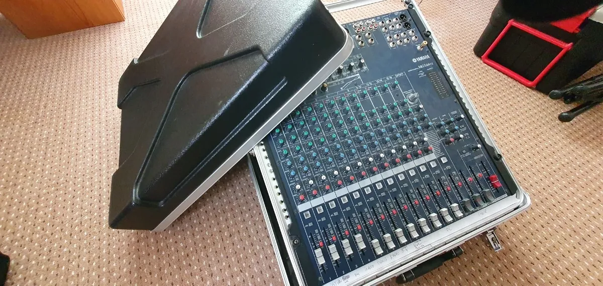Yamaha Mixer - Image 2