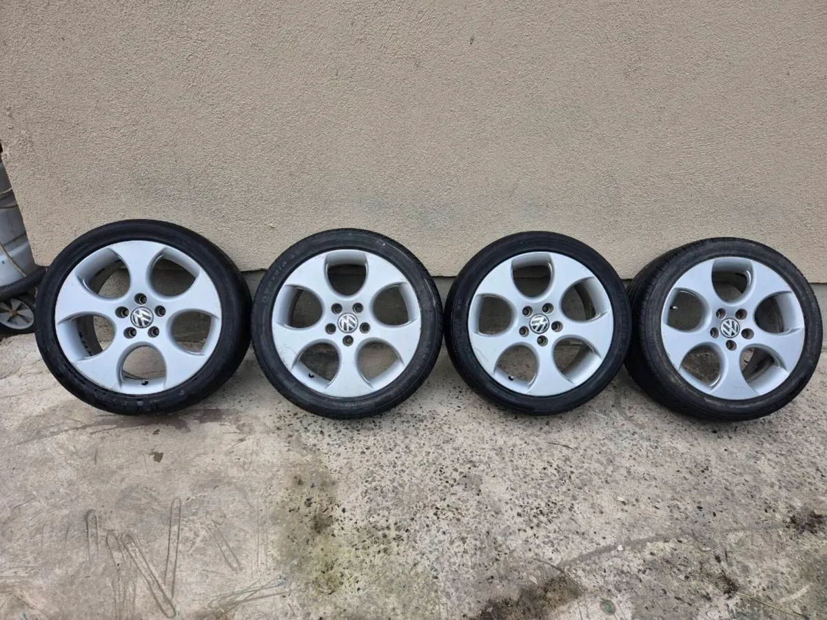 Alloy wheels - Image 1