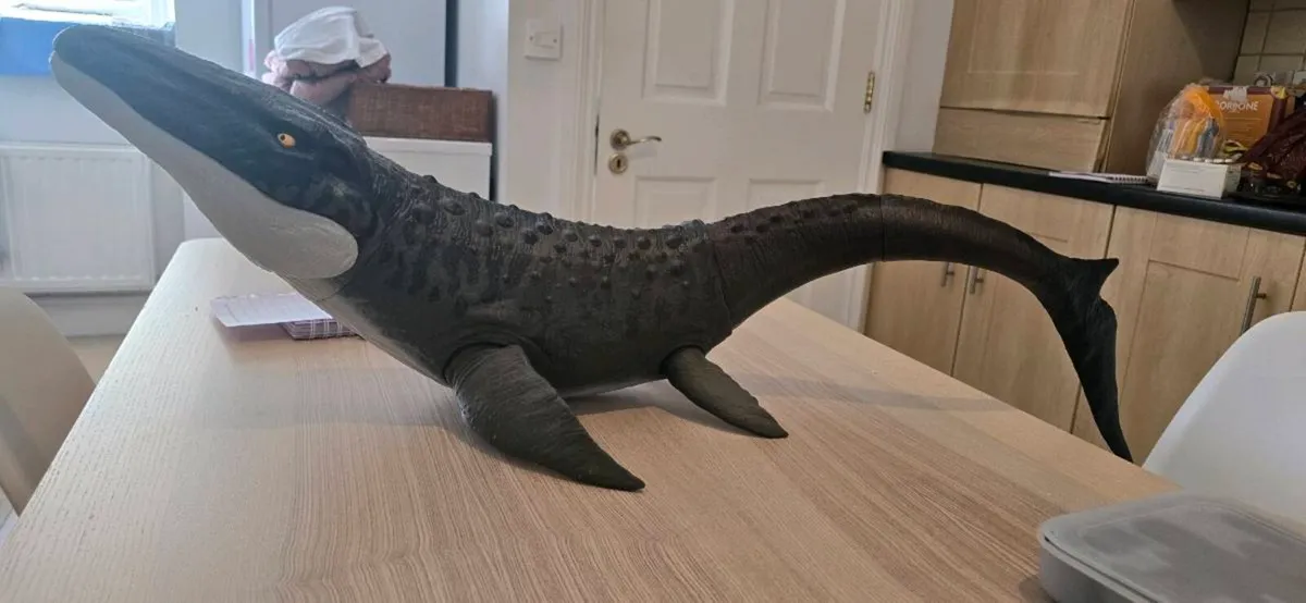 Jurassic World Super Colossal Mosasaur Figure - Image 1