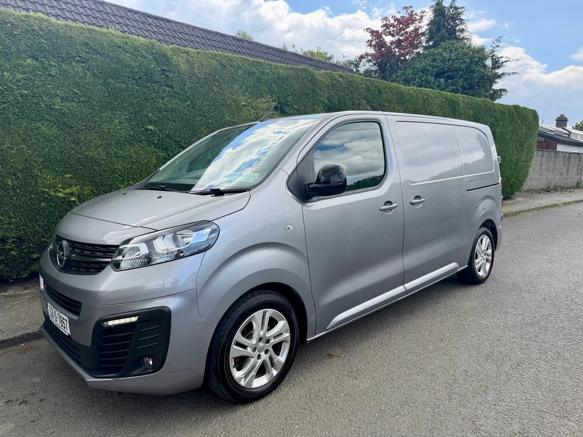 🔥 2022 Opel Vivaro Sport 🔥 - Image 1