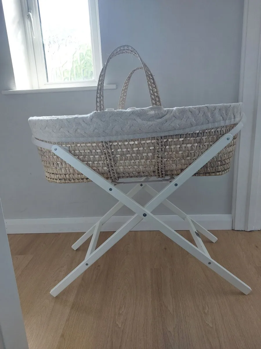 Moses Basket and Baby Chair - Image 2
