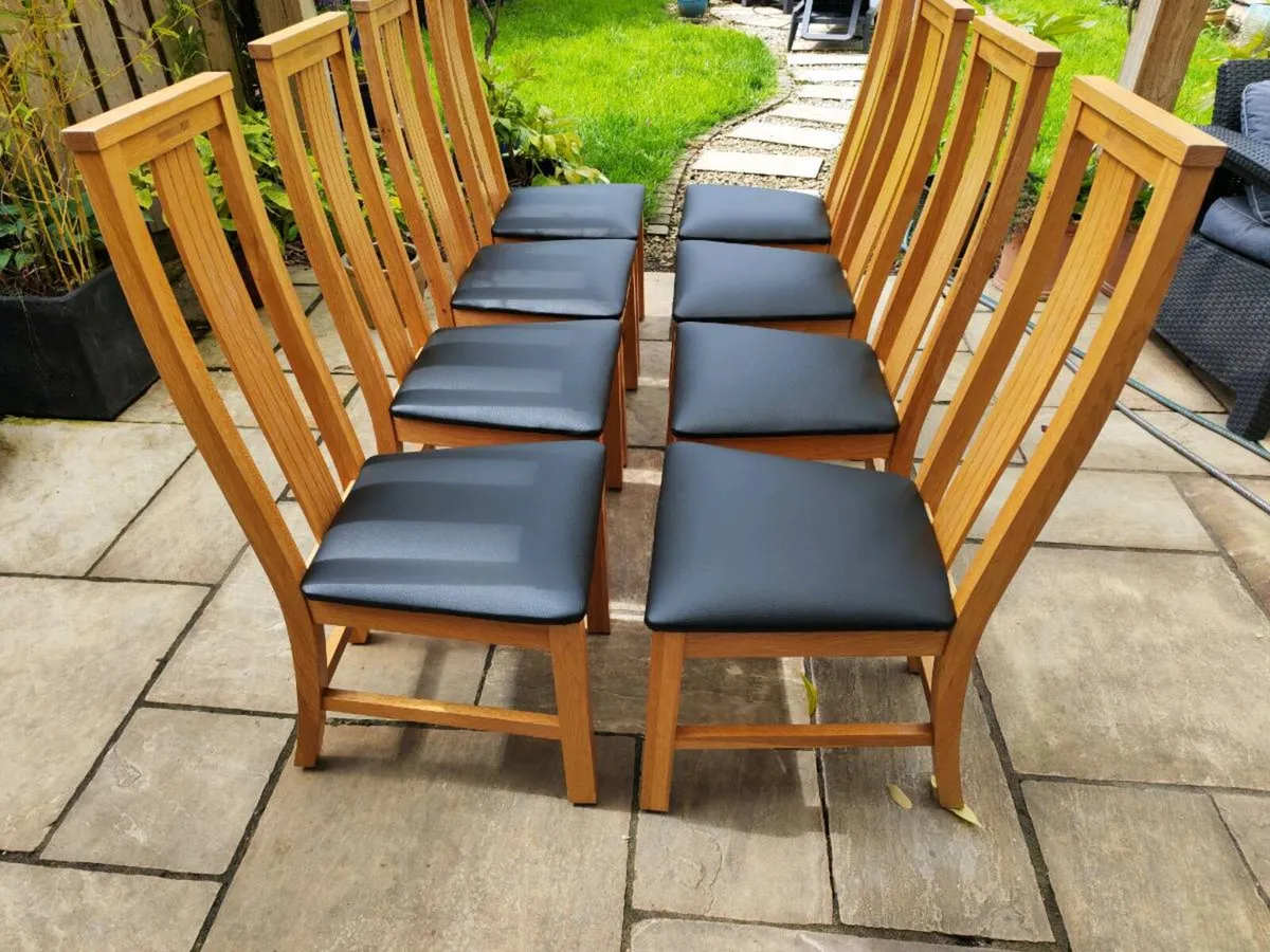 8 kitchen dining chairs - Image 1