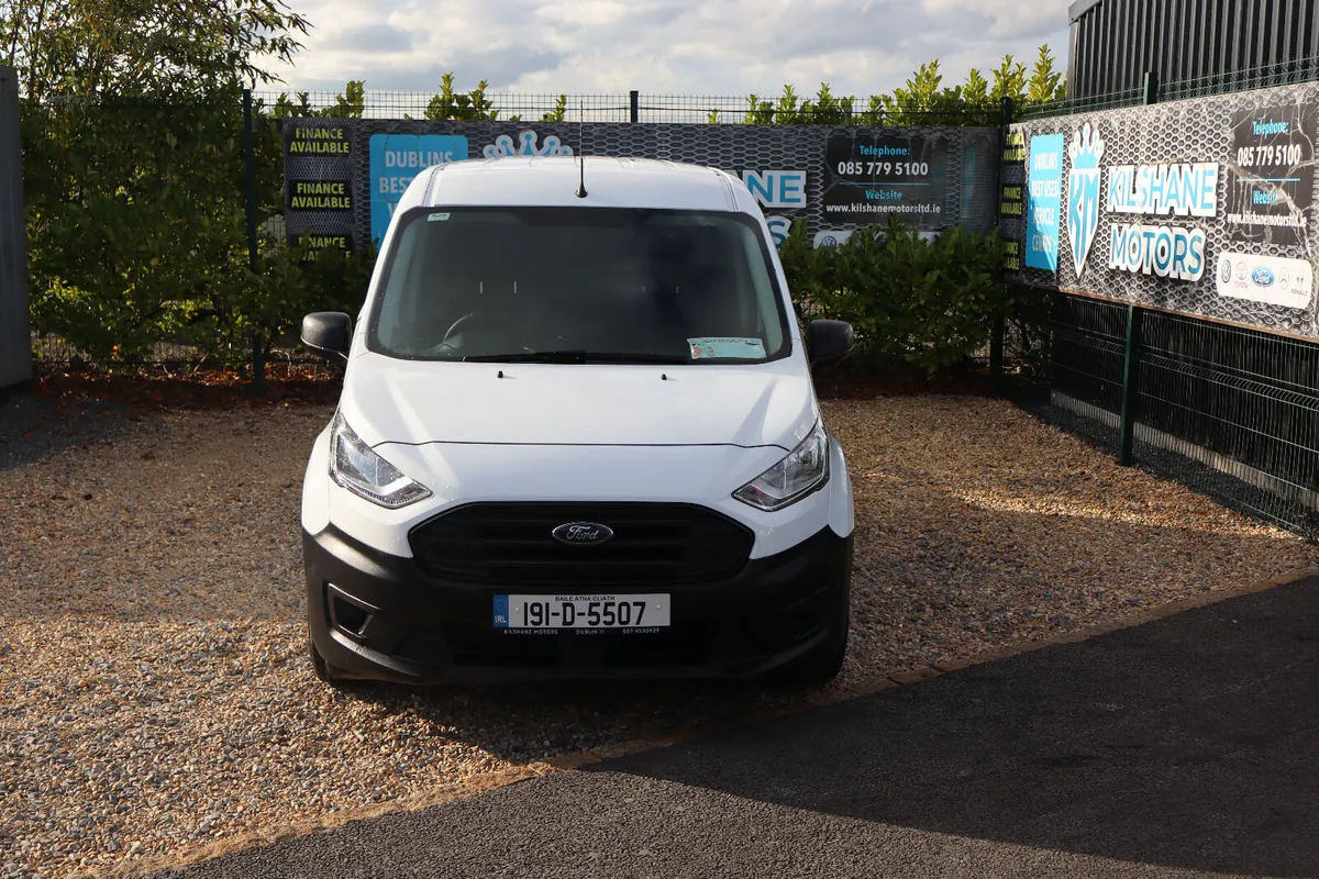 Ford Transit Connect 2019 SWB NO VAT - Image 2