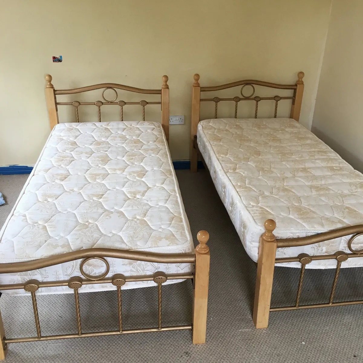 Beds - Image 1