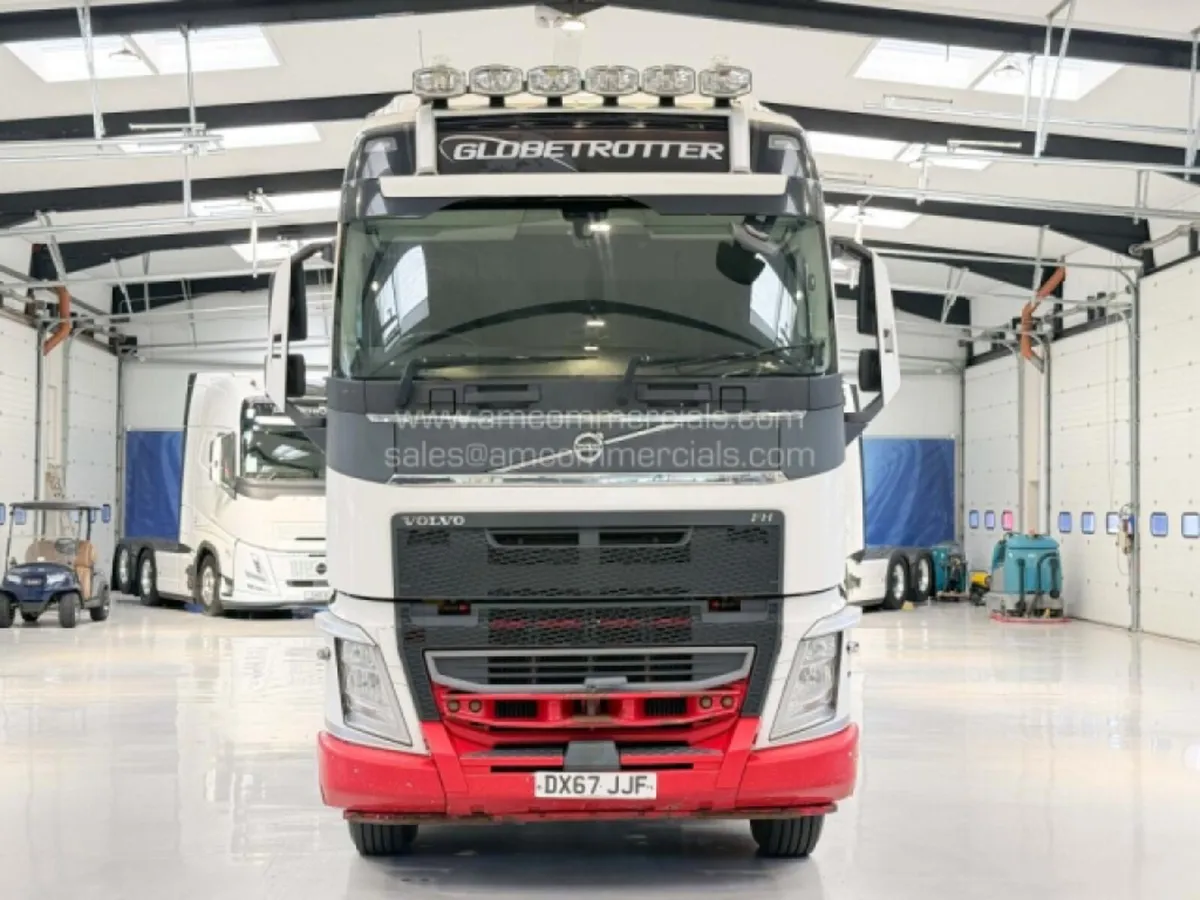 2017 VOLVO FH 500 GLOBETROTTER - Image 2