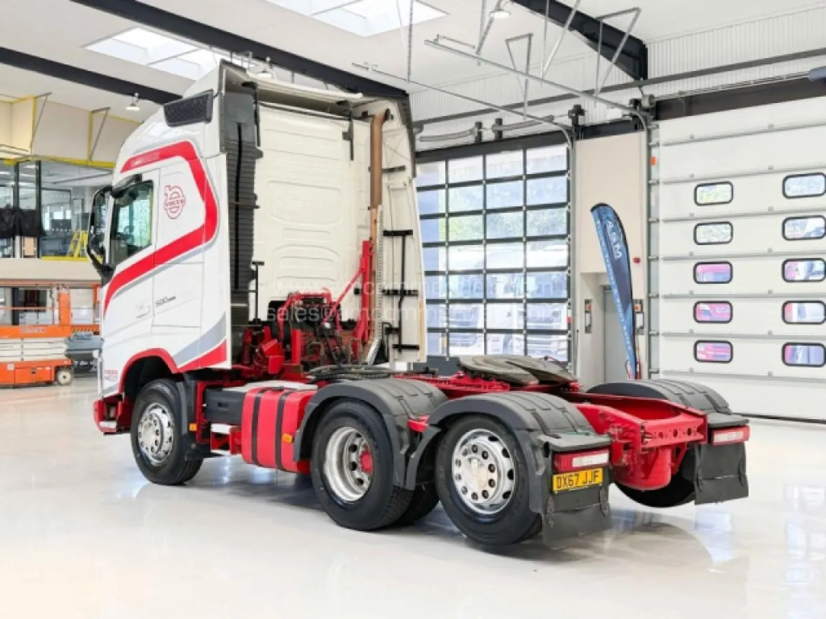 2017 VOLVO FH 500 GLOBETROTTER - Image 4