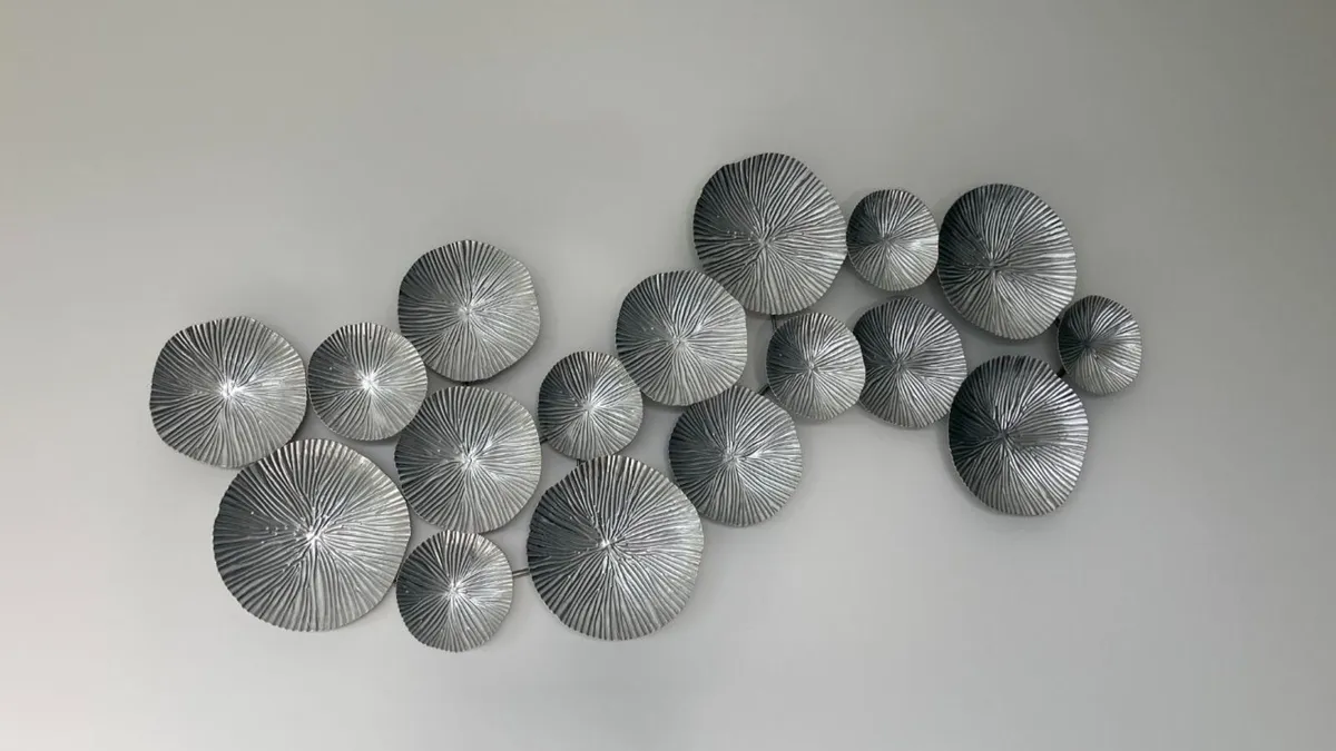 Wall art - Image 1