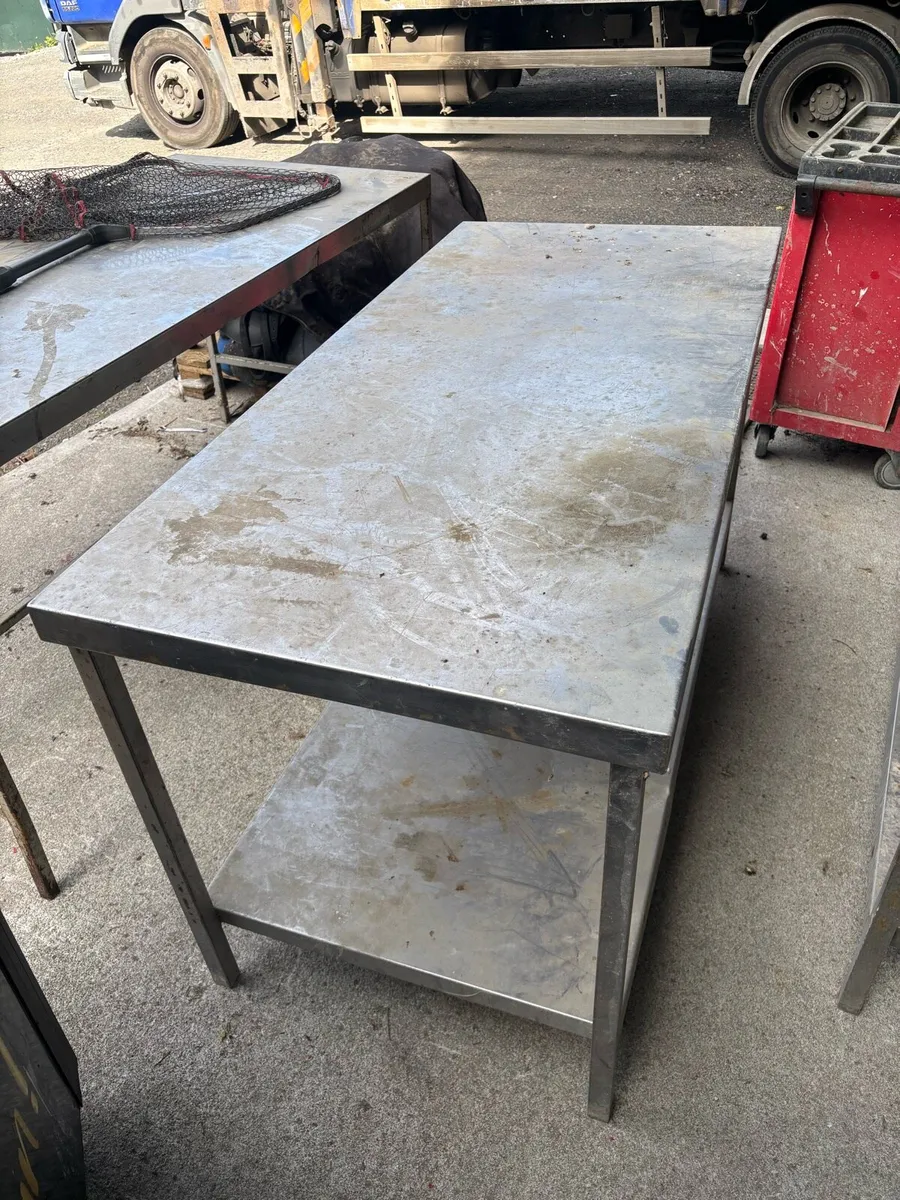 Stainless steel tables and sink - Image 3