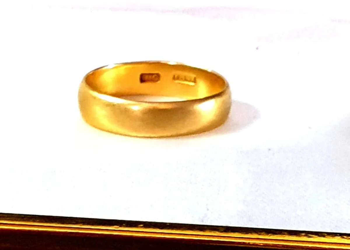Vintage 18ct Gold Wedding Ring - Image 2