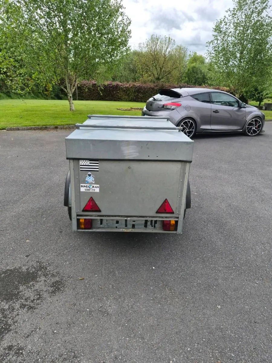 Camping trailer - Image 1
