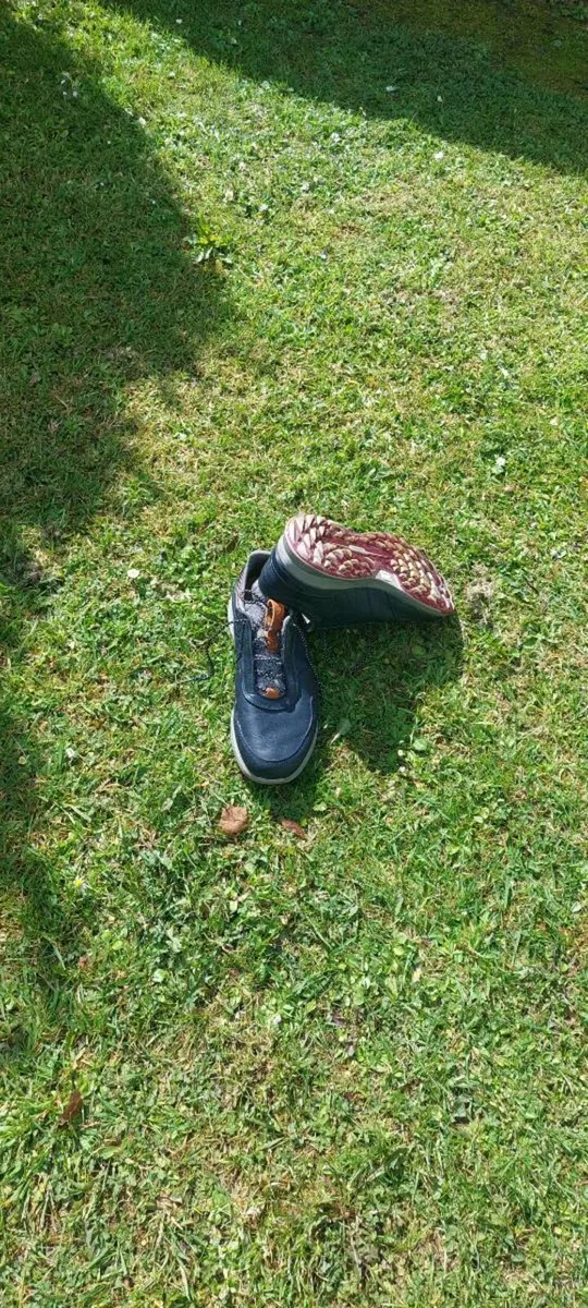 Footjoy golf shoes - Image 2