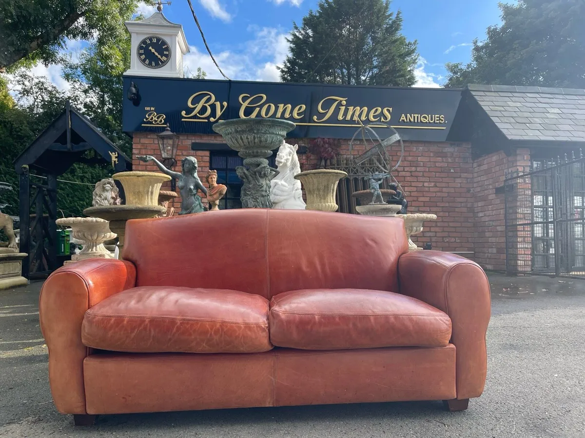 Old French 🇫🇷 club sofa - Image 3