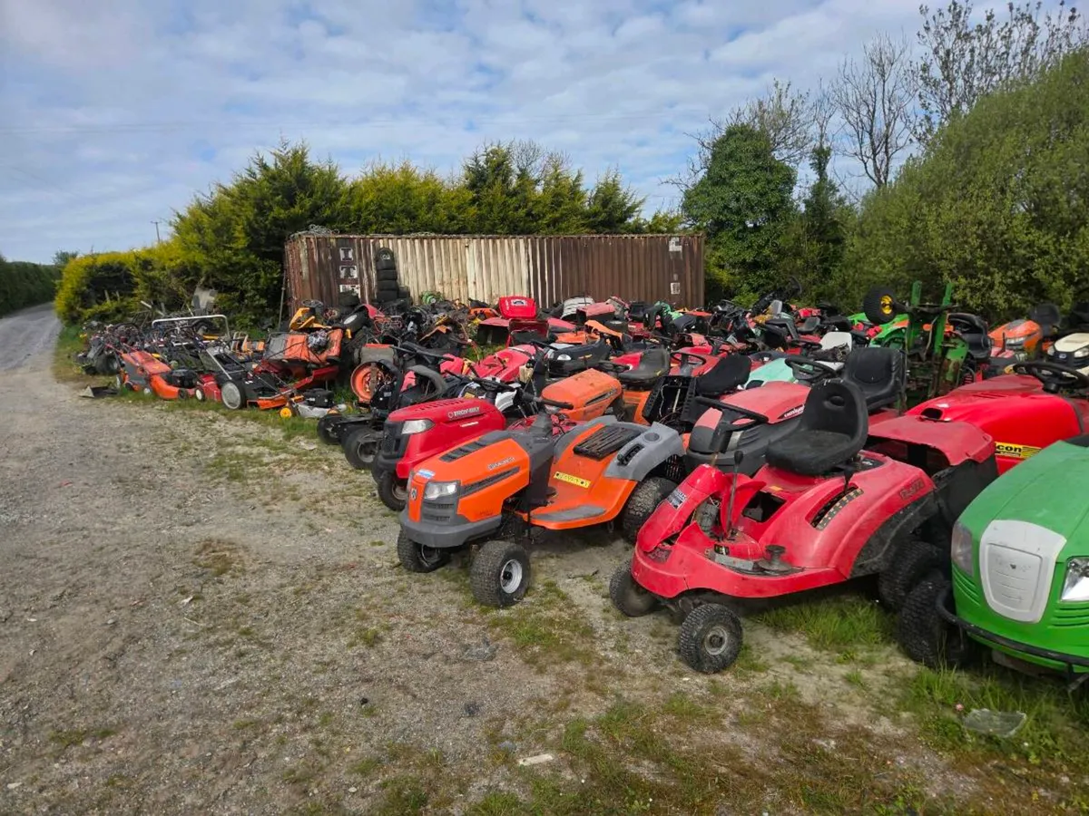 Lawnmowers parts for sale - Image 3