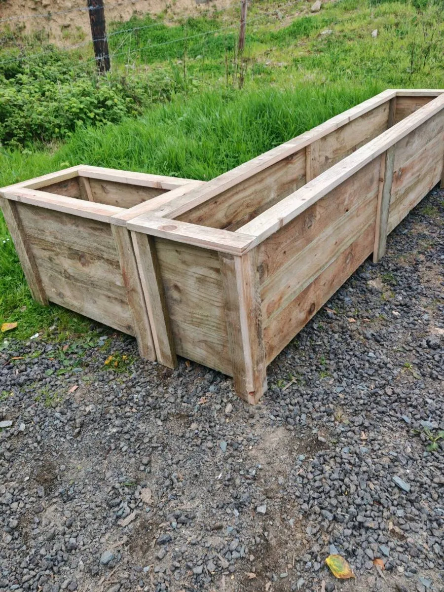 Garden planters - Image 3